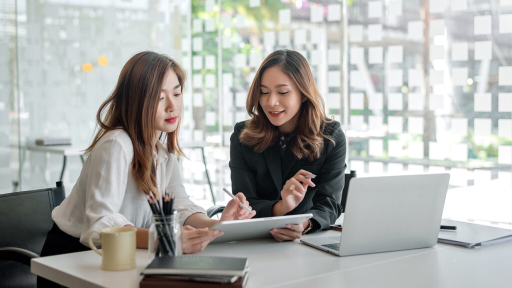 Business women working